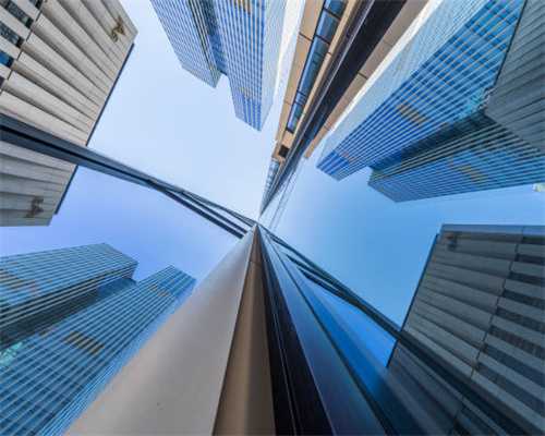 被认定为“刺头”，针孔摄像监视业主？5人被拘