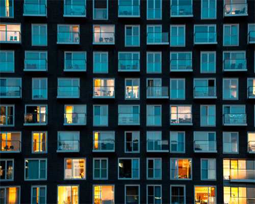 刑拘！湖南一男子买2条千元档香烟，因老板不愿便宜12元遂不付款拿烟开溜：老板态度还很不好，我就不想付了